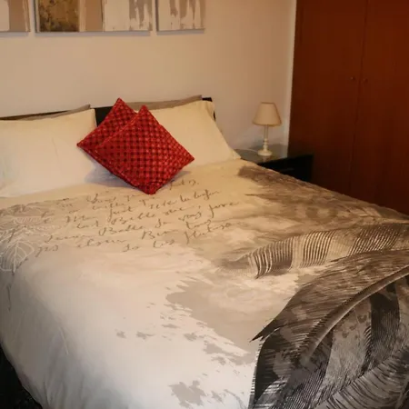 Uptown Madalenas * 丰沙尔