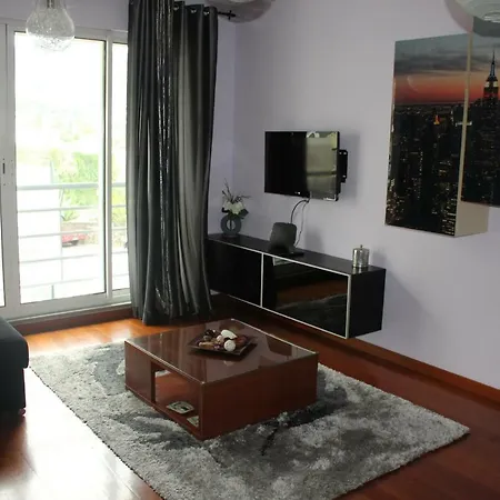 Uptown Madalenas * Funchal (Madeira)