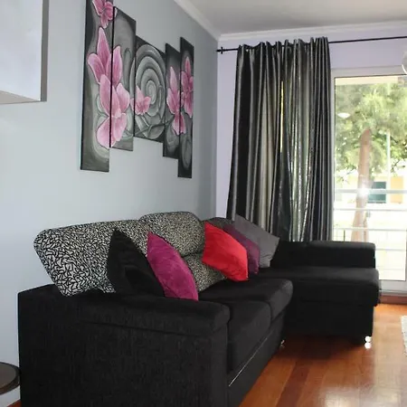 Uptown Madalenas * Funchal (Madeira)